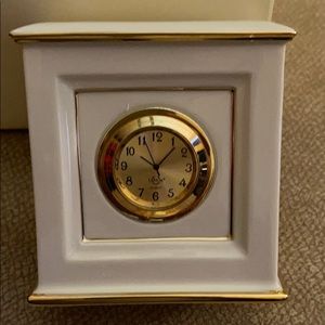 NEW LENOX CLOCK gold and cream color